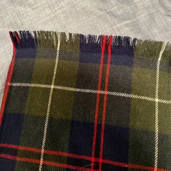 Evan Picone Plaid Wool Scarf - Picture 5 of 5